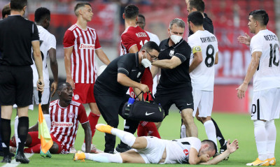 Ολυμπιακός-Νέφσι Μπακού: Η αποβολή με χτύπημα - καράτε του Καμαρά - Ήρωας ο Τζολάκης (video)