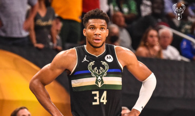 Το παραμύθι έχει Γιάννη!