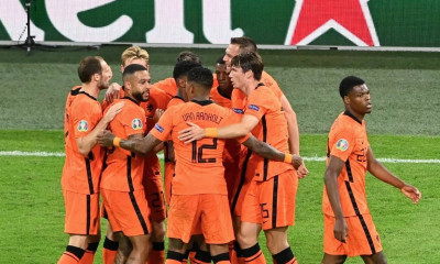 Γαλατασαράι: «Βόμβα» με Ολλανδό διεθνή (photos)