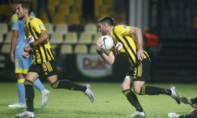 Άρης-Αστάνα: To «κάρφωσε» ο Μάνος και... τρέχει για την ανατροπή (video)