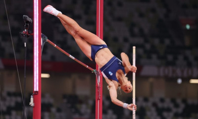 Ολυμπιακοί Αγώνες: Στον τελικό του άλματος επί κοντώ Στεφανίδη και Κυριακοπούλου