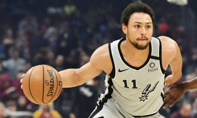 Σαν Αντόνιο Σπερς: Επέστρεψε στα «σπιρούνια» ο Μπριν Φορμπς