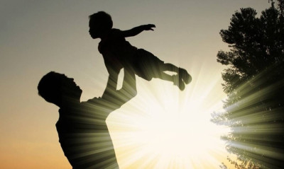 ΟΠΕΚΑ - Επίδομα παιδιού Α21: Ανοιχτή η πλατφόρμα για αιτήσεις - Δικαιούχοι και ποσά