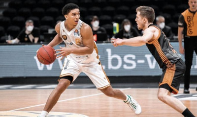 Λάρισα: Κοντά σε Τζέιμς Ρόμπινσον