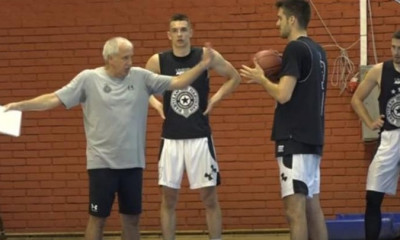 Παρτιζάν: Ο Ομπράντοβιτς «τσεκάρει» τους μικρούς!