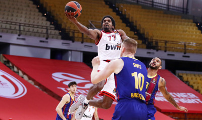 Ολυμπιακός: Φτάνουν ΜακΚίσικ, Ζαν Σαρλ, Μάρτιν και Φαλ