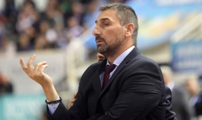 Απόλλων Πάτρας: Στον πάγκο μαζί με Βετούλα ο Σταύρος Μυκωνιάτης