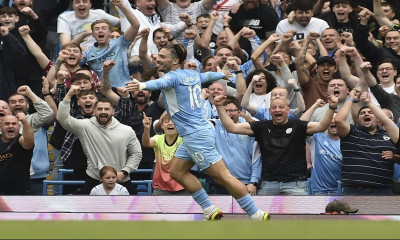 Μυθική αντίδραση - Οπαδός «εξαφάνισε» τον Γκρίλις με μονοτωτική ταινία (photos)