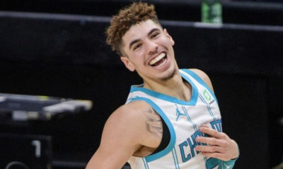 NBA: To επικό mixtape του ΛαΜέλο Μπολ (video)