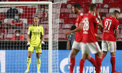 Champions League: Με «κέρβερο» Βλαχοδήμο στους ομίλους η Μπενφίκα - Όλα τα αποτελέσματα (videos)