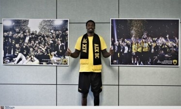 ΑΕΚ - Επίσημο: Επέστρεψε ο Μάνι Χάρις!