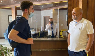 Φενέρμπαχτσε: Ετοιμοπόλεμος και ο Ντε Κολό