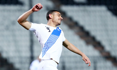 Ντύνεται στα πράσινα ο Γιακουμάκης – Ετοιμάζεται να περάσει από ιατρικές εξετάσεις