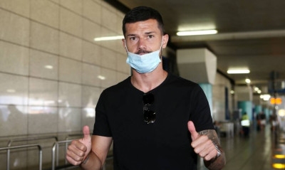 Γέβτιτς: «Θέλω τίτλους με την ΑΕΚ» (photos+video)