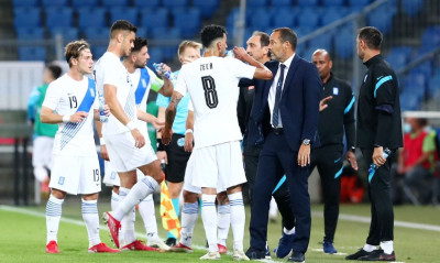 Ελβετία-Ελλάδα 2-1: Ο Τζον φαν’τ Σχιπ είδε το ποδόσφαιρο που ήθελε (photos)