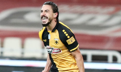 ΑΕΚ: Σε κανονικούς ρυθμούς Σιμόες και Μπακάκης