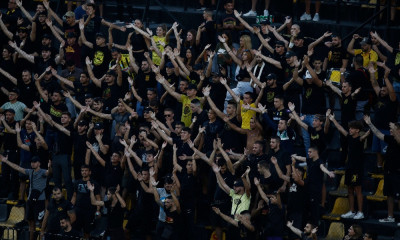 Άρης-Ολυμπιακός: Βράζει το «Κλ. Βικελίδης» - Συνθήματα κατά Ζαγοράκη, ΕΠΟ και πολιτείας