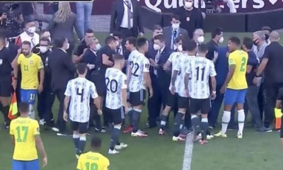 Απίθανα σκηνικά στο Βραζιλία-Αργεντινή - Η αστυνομία έκανε «ντου» και διέκοψε τον αγώνα! (Vid+Pics)