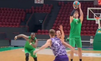 Ούνικς Καζάν - Πάρμα Περμ 78-68: Με σούπερ Χεζόνια (videos)