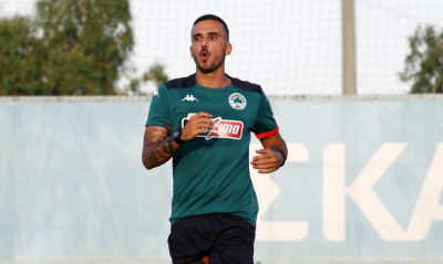 Παναθηναϊκός: Ατομικό για Κουρμπέλη, Σένκεφελντ