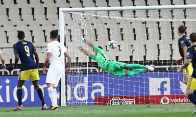 Ελλάδα-Σουηδία: Φουριόζοι μπήκαν οι Σκανδιναβοί, είχαν δοκάρι στο 3' (video+photos)