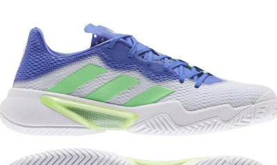 Το Adidas Barricade επιστρέφει- το πιο επιτυχημένο παπούτσι τένις κάνεις την επιστροφή του