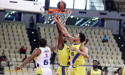 Περιστέρι: «Πάσα» στον κόσμο για τα διαρκείας  (video)