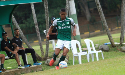 Διαγόρας: Απέκτησε στόπερ από την Κολομβία