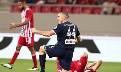 Κυριάκος Παπαδόπουλος: Επέστρεψε, αποδοκιμάστηκε και έστειλε μήνυμα - «Τα καλύτερα έρχονται»