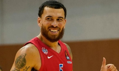 Μάικ Τζέιμς: Μυθικό συμβόλαιο στην Μονακό (photos)