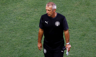 Νιόπλιας: «Δύσκολος αγώνας για εμάς και για την ΑΕΚ»! (Video)