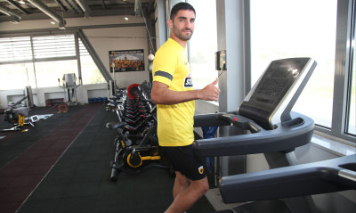 Μοχαμάντι: «Χαρούμενος που υπέγραψα σε τόσο μεγάλη ομάδα» (video)