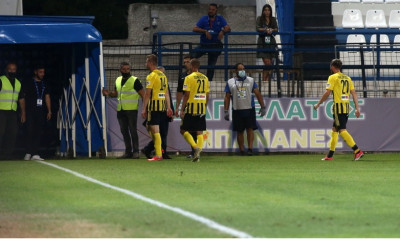 Η απαράδεκτη χειρονομία του Φαμπιάνο στο Ιωνικός-Άρης (photos+video)