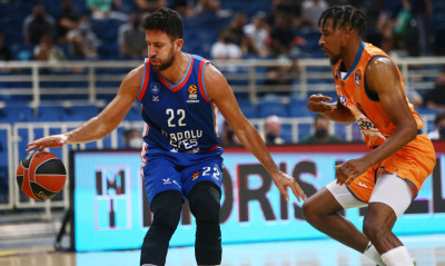 Τουρνουά «Παύλος Γιαννακόπουλος»: Πάτησε «γκάζι» η Εφές και προκρίθηκε στον τελικό (video+photos)