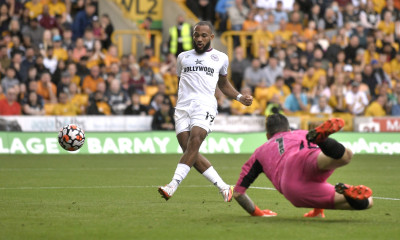 Premier League: «Ξέρανε» την Γουλβς η Μπρέντφορντ (videos)