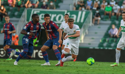 La Liga: Ισόπαλο το Έλτσε-Λεβάντε (Photos)