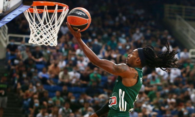 Παναθηναϊκός OΠΑΠ: «Έσπασε» την μπασκέτα της Εφές ο Πέρι (video)