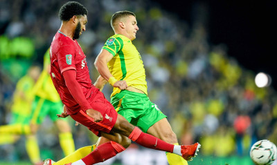 Νόριτς-Λίβερπουλ: Άτυχος ο Τζόλης, έχασε πέναλτι- Από κόρνερ Τσιμίκα το 0-1 (videos)