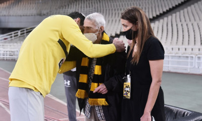 ΑΕΚ-Λαμία: «Αφιερωμένη η νίκη στον κυρ Στέλιο» (photos)