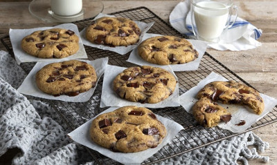 Άκης Πετρετζίκης: Γρήγορα soft cookies