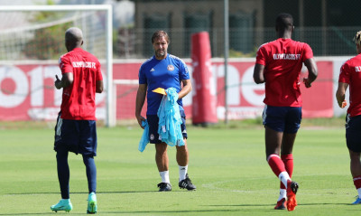 Ολυμπιακός: Με Εμβιλά κι Ελ Αραμπί η αποστολή για το ματς με τον Αστέρα Τρίπολης