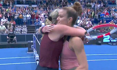 Μαρία Σάκκαρη: «Λύγισε» στον τελικό της Οστράβα από την εκπληκτική Κονταβέιτ (video)