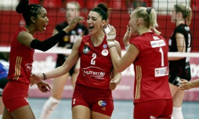 Champions League Γυναικών: Στον επόμενο γύρο ο Ολυμπιακός - Θριαμβευτική πρόκριση με Αστερίξ