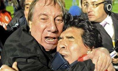 Συγκλονιστικό: Ο Κάρλος Μπιλάρδο ακόμη ψάχνει τον Ντιέγκο Μαραντόνα (Photos)