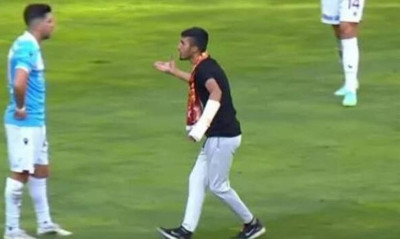 Τρομερό σκηνικό στην Τουρκία - Οπαδός την «έπεσε» στον Μπακασέτα (video+photos)