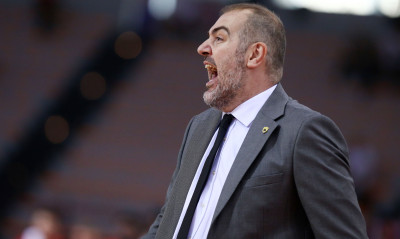 Δέδας: «Είμαι έτοιμος να φορέσω το εθνόσημο - Παίζει την Τετάρτη ο Παππάς» (video)