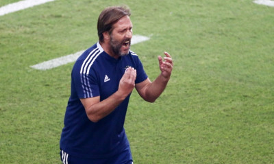 Ολυμπιακός-Παναθηναϊκός: Έξαλλος με το διαιτητή ο Μαρτίνς - «Ήθελε να τους ευνοήσει» (photos)