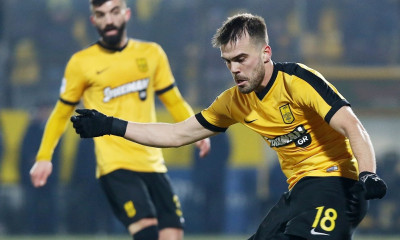 Νίκος Τσουμάνης: Συγκλονισμένη η Marca για το θάνατό του (photos)