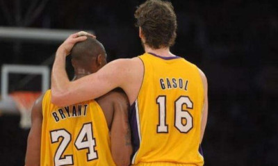 Γκασόλ: Βούρκωσε ευχαριστώντας τον Κόμπι (vid)