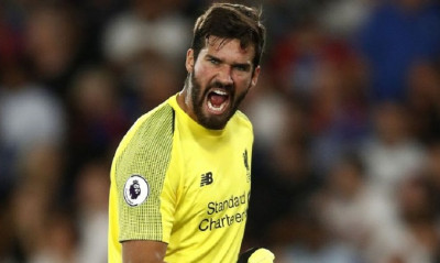 Λίβερπουλ: Επεκτείνει το συμβόλαιο με τον Αλισον